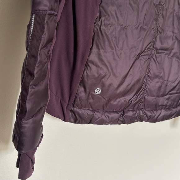 Lululemon Down For A Run Pullover II
Black Cherry size 6 - Picture 6 of 9